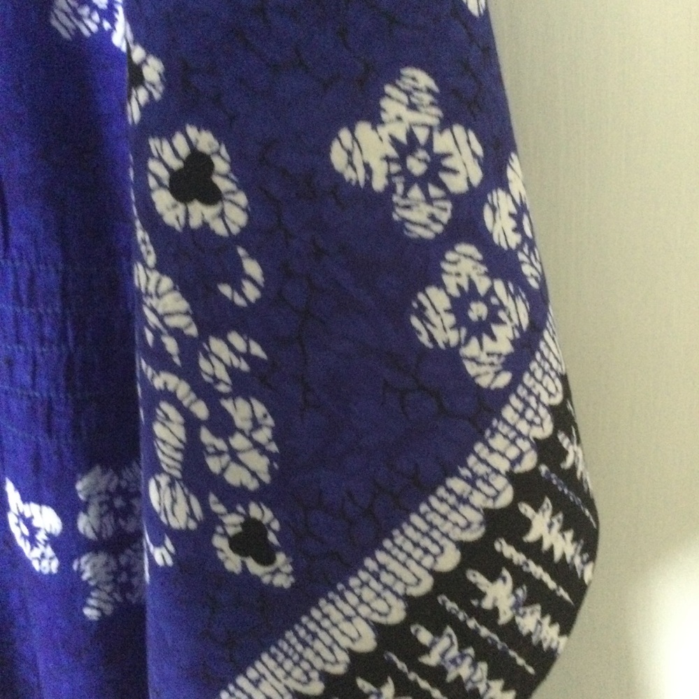 Beautiful Blue Printed Caftan Hawaii Dress - Picture 4 of 5